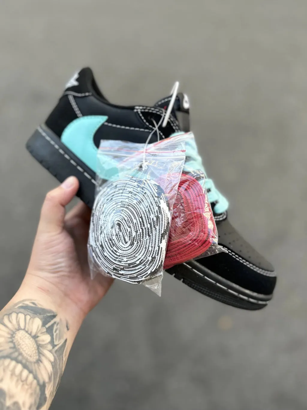 Tênis Air Jordan 1 Low Travis Scott