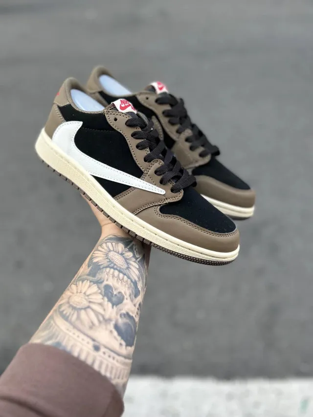 Tênis Air Jordan 1 Low Travis Scott