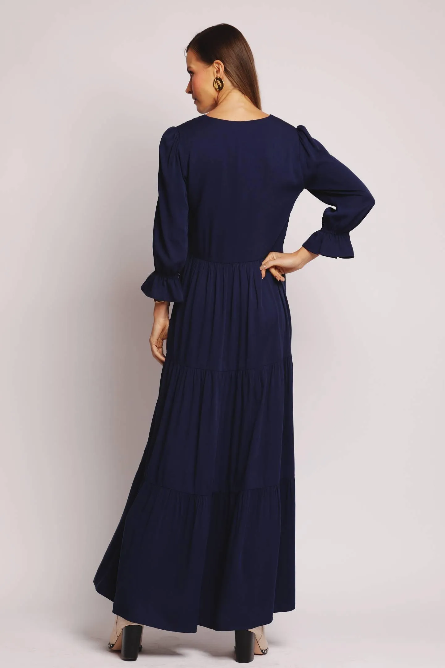 Vestido Midi Azul Marinho Lily